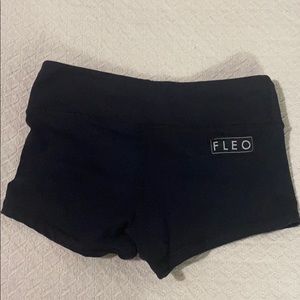Black Fleo shorts